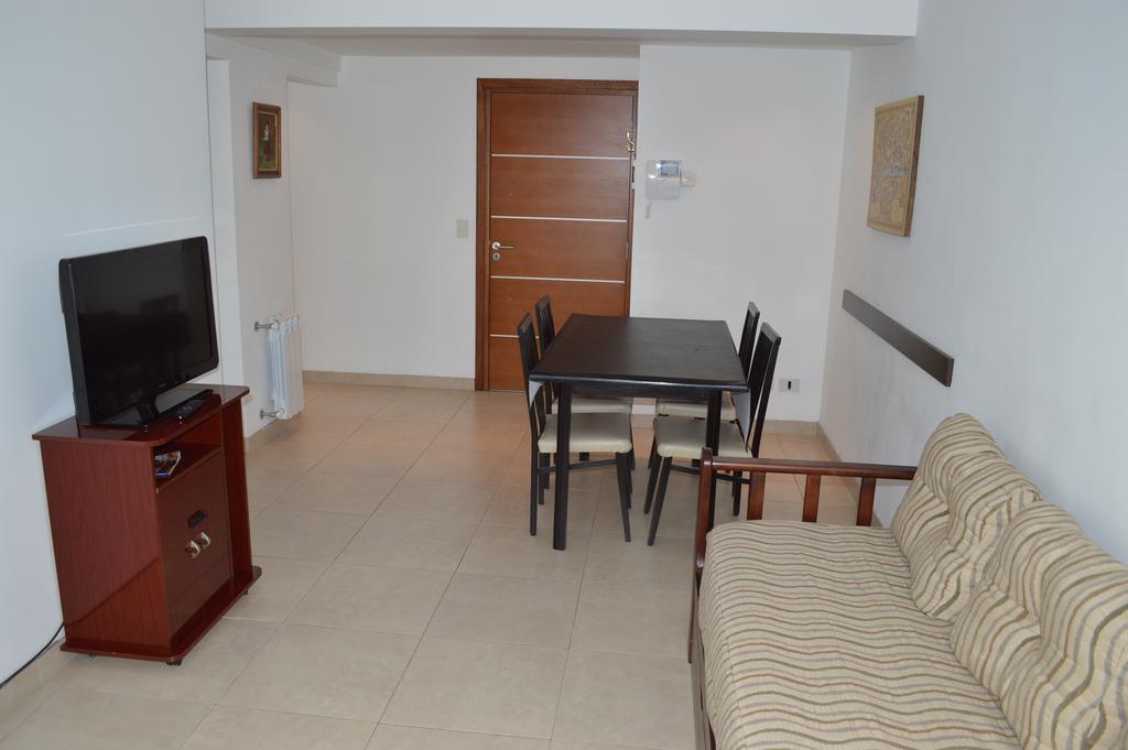 Apartamentos Cardinal Bariloche Habitación foto